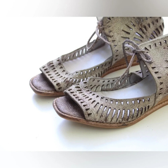 Jeffrey Campbell Rodillo wedge sandals - Picture 4 of 11